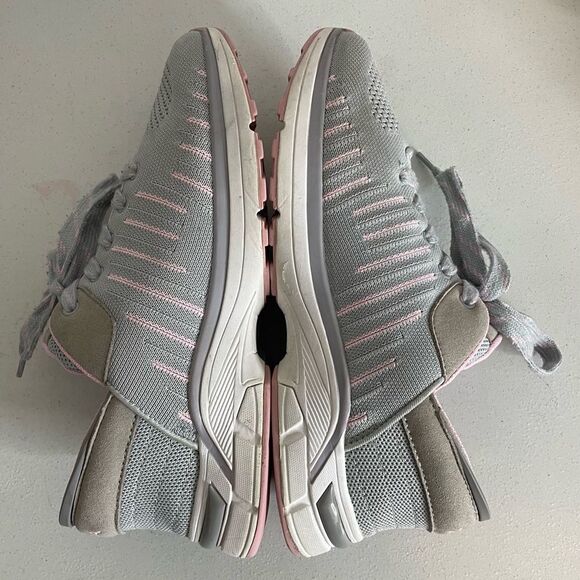 Zeba Grey Slip On Hands Free Sneakers Size 11 - Picture 9 of 16